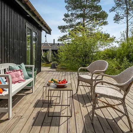 Cozy In With House Sea View * Neksø